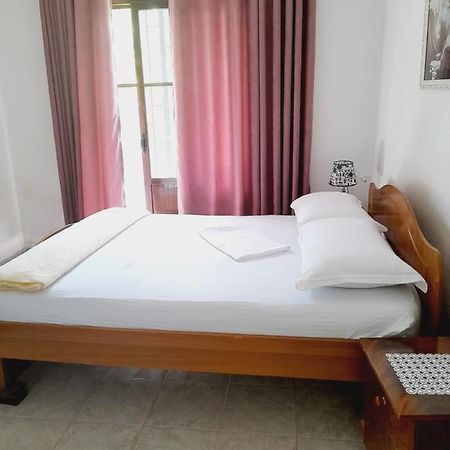 Vila Aliaj Luxury Apartment With 2 Rooms With Private Wonderful Terrace Durrës 외부 사진