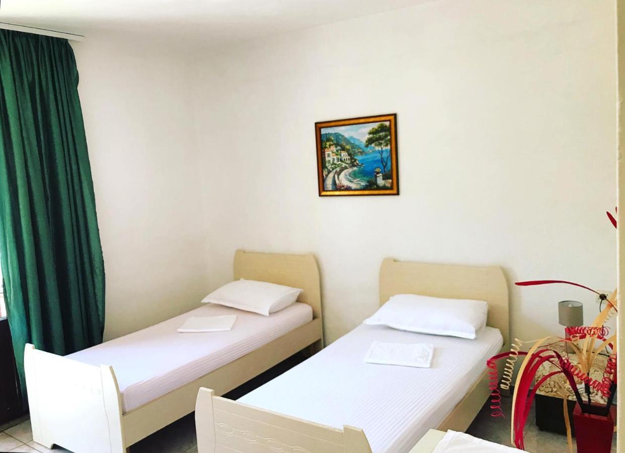Vila Aliaj Luxury Apartment With 2 Rooms With Private Wonderful Terrace Durrës 외부 사진