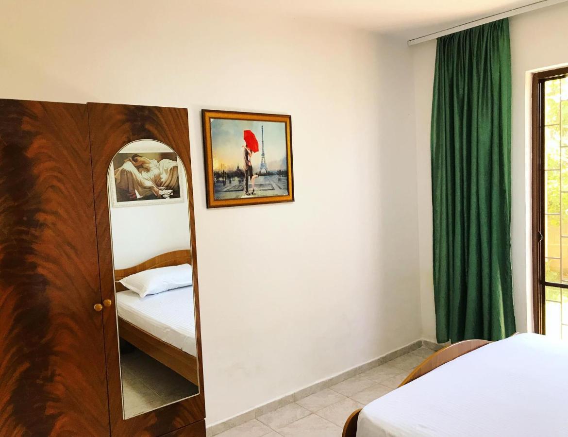 Vila Aliaj Luxury Apartment With 2 Rooms With Private Wonderful Terrace Durrës 외부 사진
