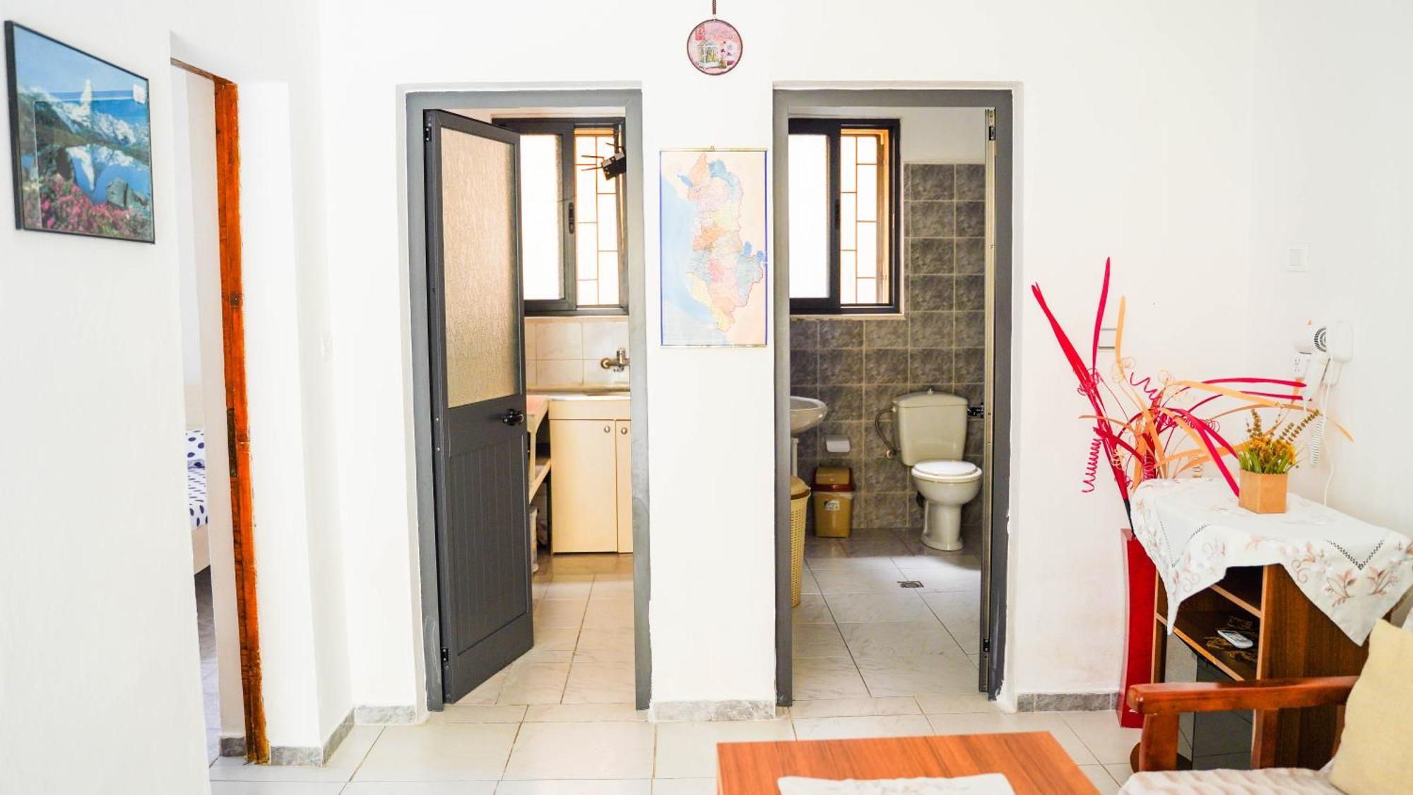 Vila Aliaj Luxury Apartment With 2 Rooms With Private Wonderful Terrace Durrës 외부 사진