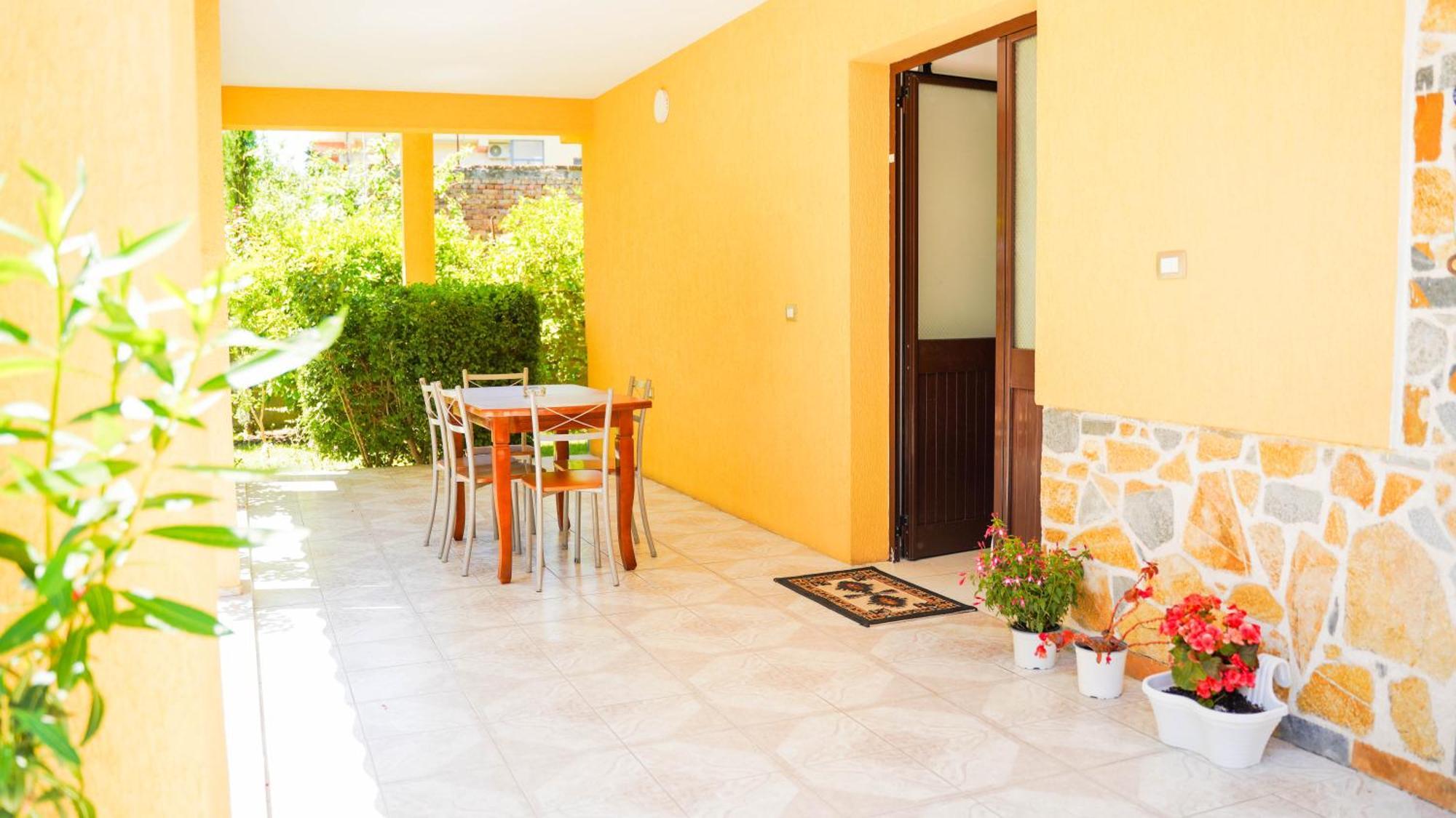 Vila Aliaj Luxury Apartment With 2 Rooms With Private Wonderful Terrace Durrës 외부 사진